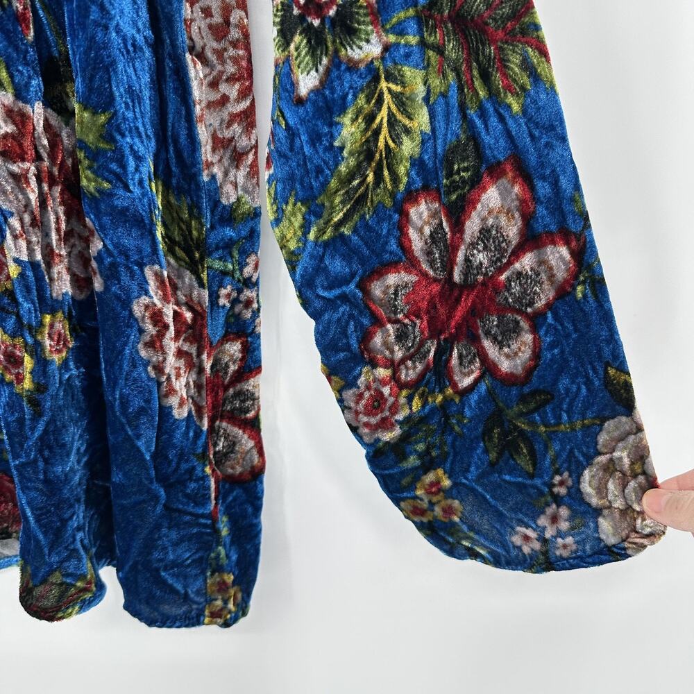 Johnny Was Women XS Blue Floral Velvet Boho Tunic Long Sleeve Luxe Romantic Top - Picture 5 of 8